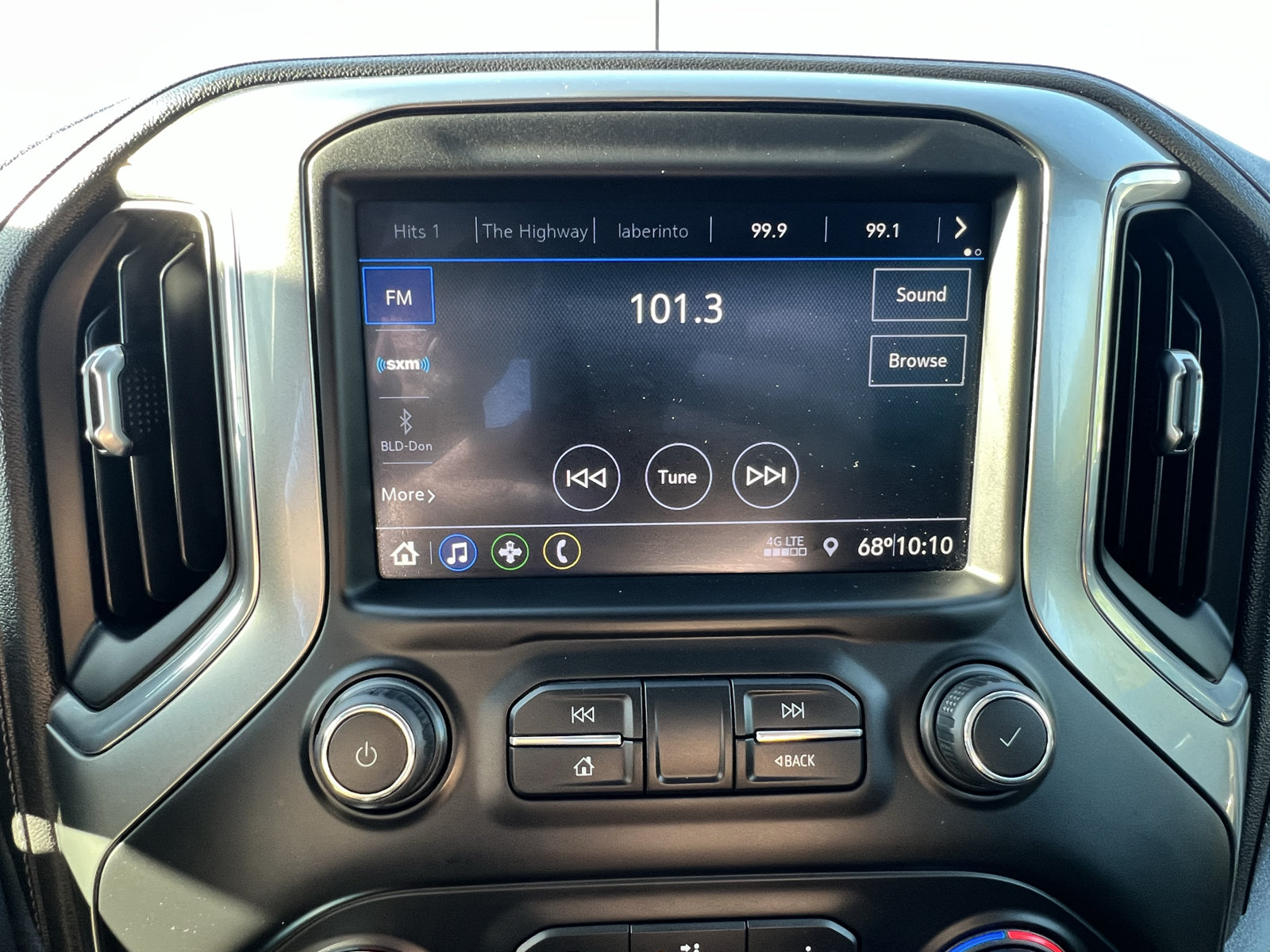 Used 2021 Chevrolet Silverado 1500 LT RWD image 41