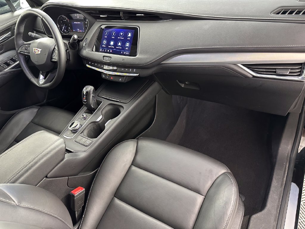 Used 2019 Cadillac XT4 Premium Luxury AWD/4WD image 18