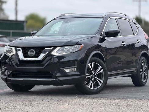 Used 2018 Nissan Rogue SL FWD image 1