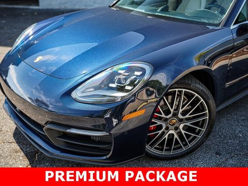 Used 2022 Porsche Panamera 4S w/ Premium Package image 2