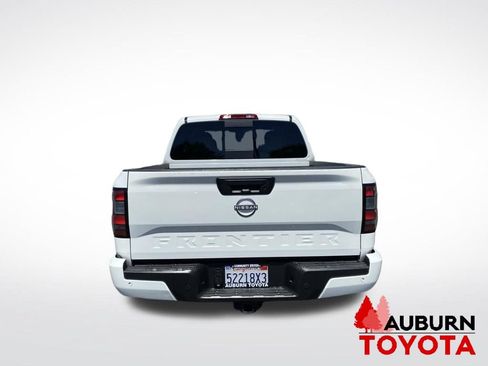 Used 2023 Nissan Frontier SV w/ SV Convenience Package AWD/4WD image 6