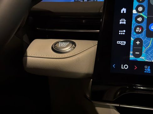 New 2026 Lincoln Nautilus Reserve AWD/4WD image 27