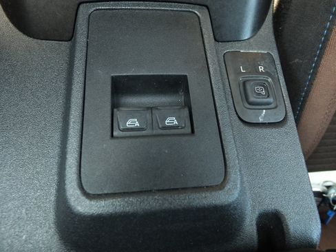Used 2023 Ford Bronco Outer Banks AWD/4WD image 21