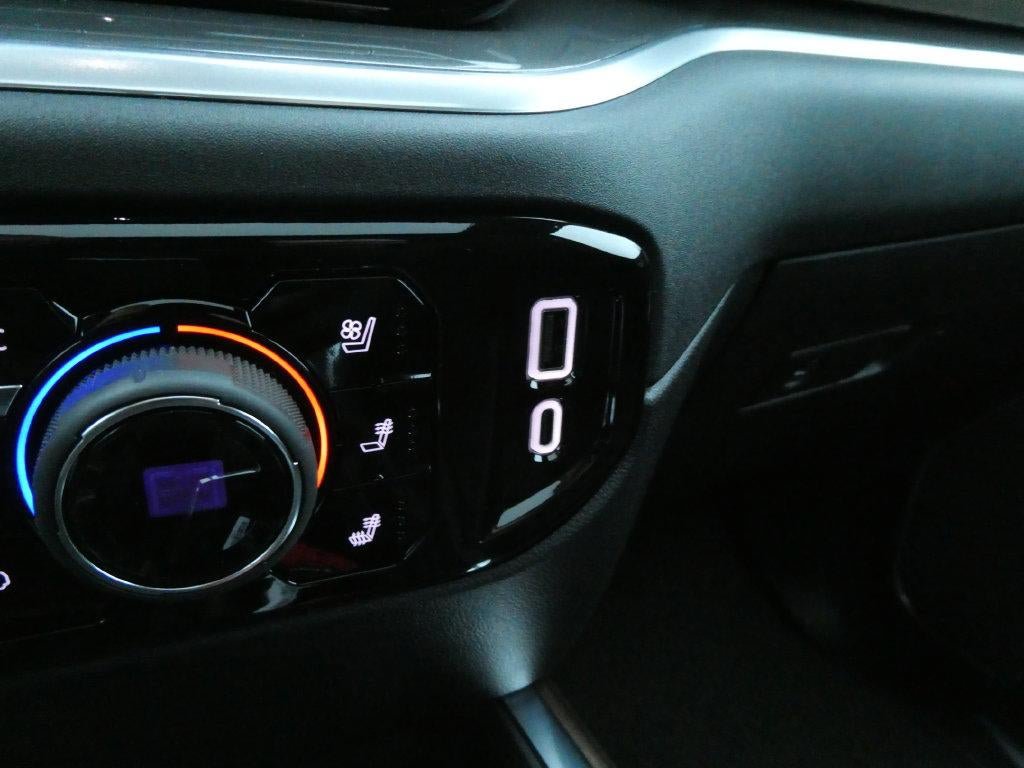 New 2026 Chevrolet Silverado 1500 High Country w/ Technology Package AWD/4WD image 25