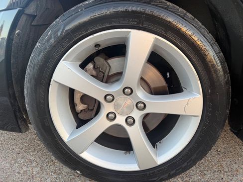 Used 2004 Pontiac Bonneville GXP image 18