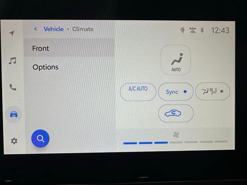 Used 2025 Toyota Camry LE image 30