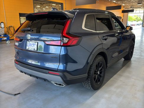 Used 2025 Honda CR-V Sport-L image 5