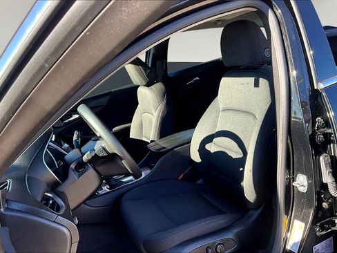 Used 2024 Chevrolet Malibu LT image 18