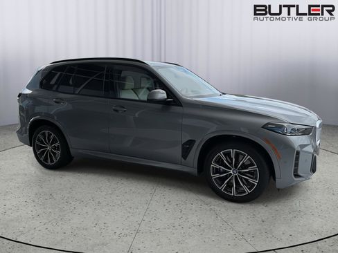 Certified 2024 BMW X5 xDrive50e w/ Executive Package AWD/4WD image 7