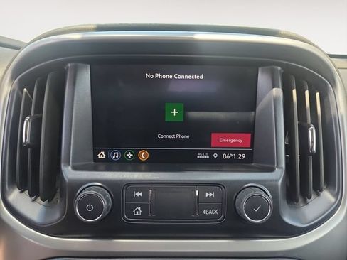 Used 2022 Chevrolet Colorado LT w/ Safety Package RWD image 23