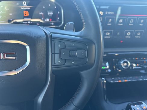 Used 2024 GMC Sierra 1500 AT4 w/ Technology Package image 8