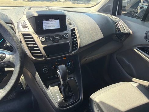 Used 2023 Ford Transit Connect XL FWD image 18