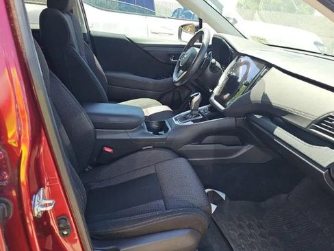 Used 2025 Subaru Outback Premium AWD/4WD image 10