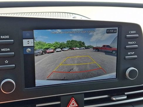 Certified 2025 Hyundai Elantra SE w/ Cargo Package FWD image 14