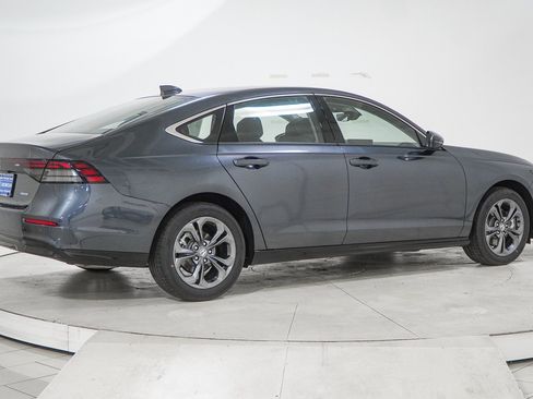 New 2026 Honda Accord EX-L image 9