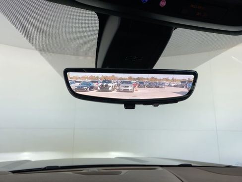 Used 2021 GMC Yukon Denali w/ Denali Premium Package image 21