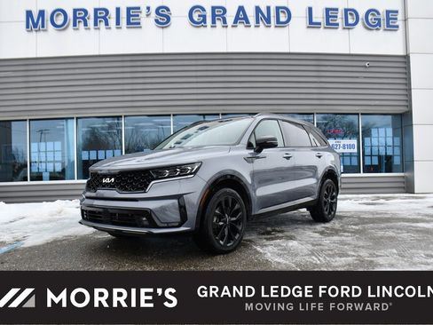 Used 2022 Kia Sorento SX image 1