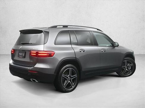 Certified 2026 Mercedes-Benz GLB 250 4MATIC image 2