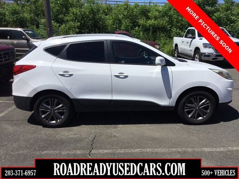 Used 2015 Hyundai Tucson SE AWD/4WD image 1