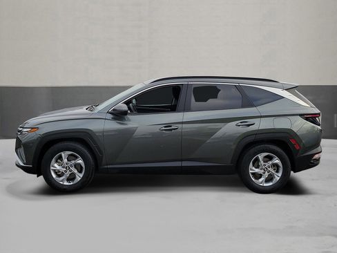 Used 2022 Hyundai Tucson SEL w/ Cargo Package FWD image 3