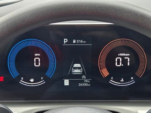 Used 2025 Hyundai Tucson SEL FWD image 16