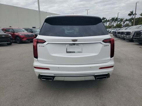 Used 2021 Cadillac XT6 Luxury image 6