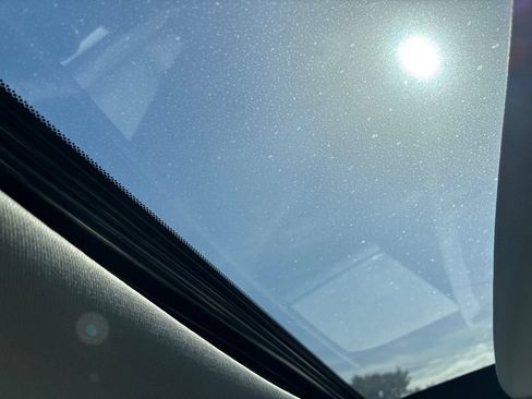 Used 2018 Acura TLX w/ Technology Package FWD image 20