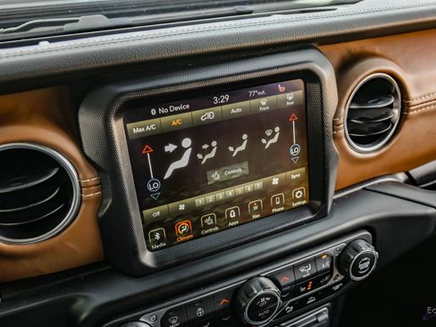 Used 2021 Jeep Wrangler Unlimited Rubicon image 84