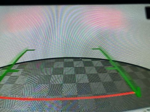 Used 2024 Volkswagen Taos SE image 25