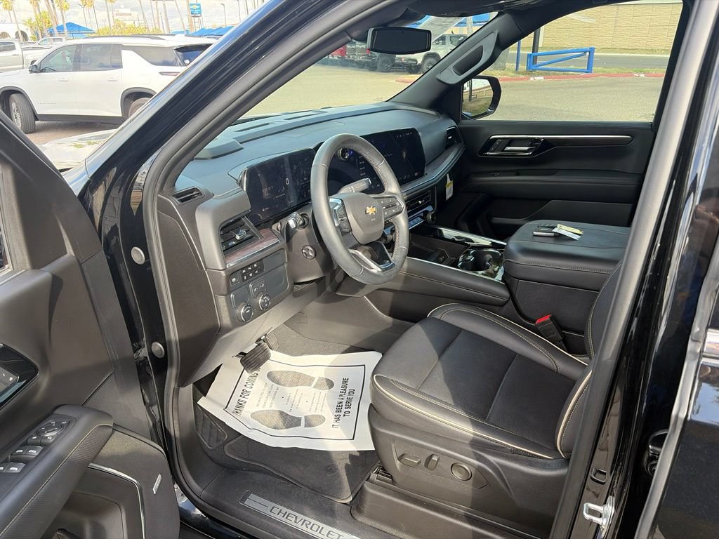 Used 2025 Chevrolet Tahoe Premier RWD image 9