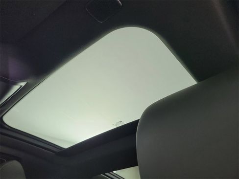 Used 2024 Cadillac CT5 Luxury w/ Sun And Sound Package image 16