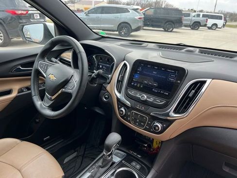 Used 2024 Chevrolet Equinox Premier image 7