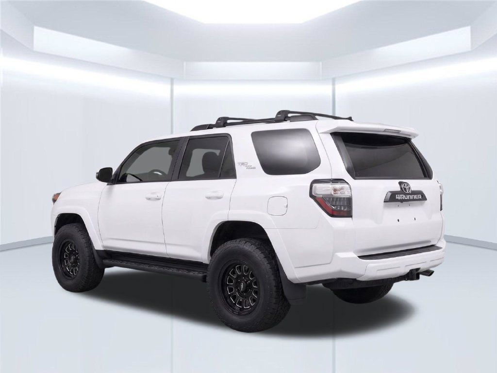 Used 2019 Toyota 4Runner TRD Off-Road Premium AWD/4WD image 5