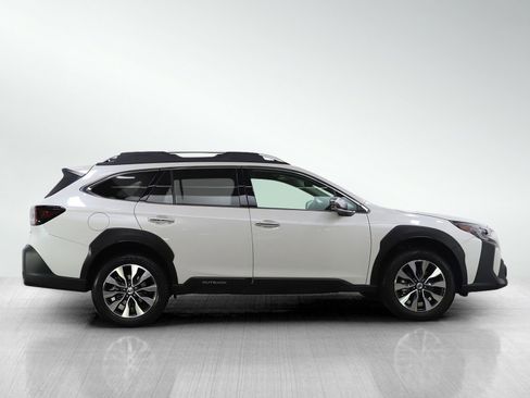 Used 2025 Subaru Outback Touring w/ Tech Package 3 image 6