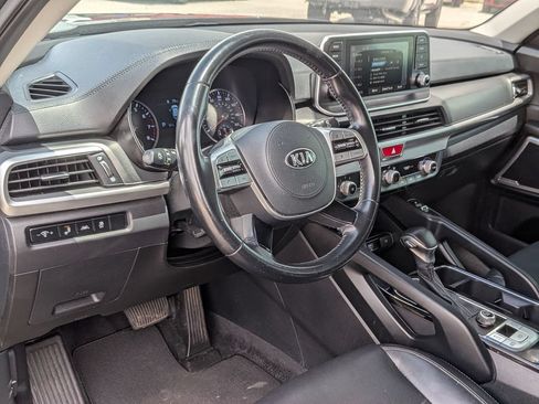 Used 2020 Kia Telluride S FWD image 33