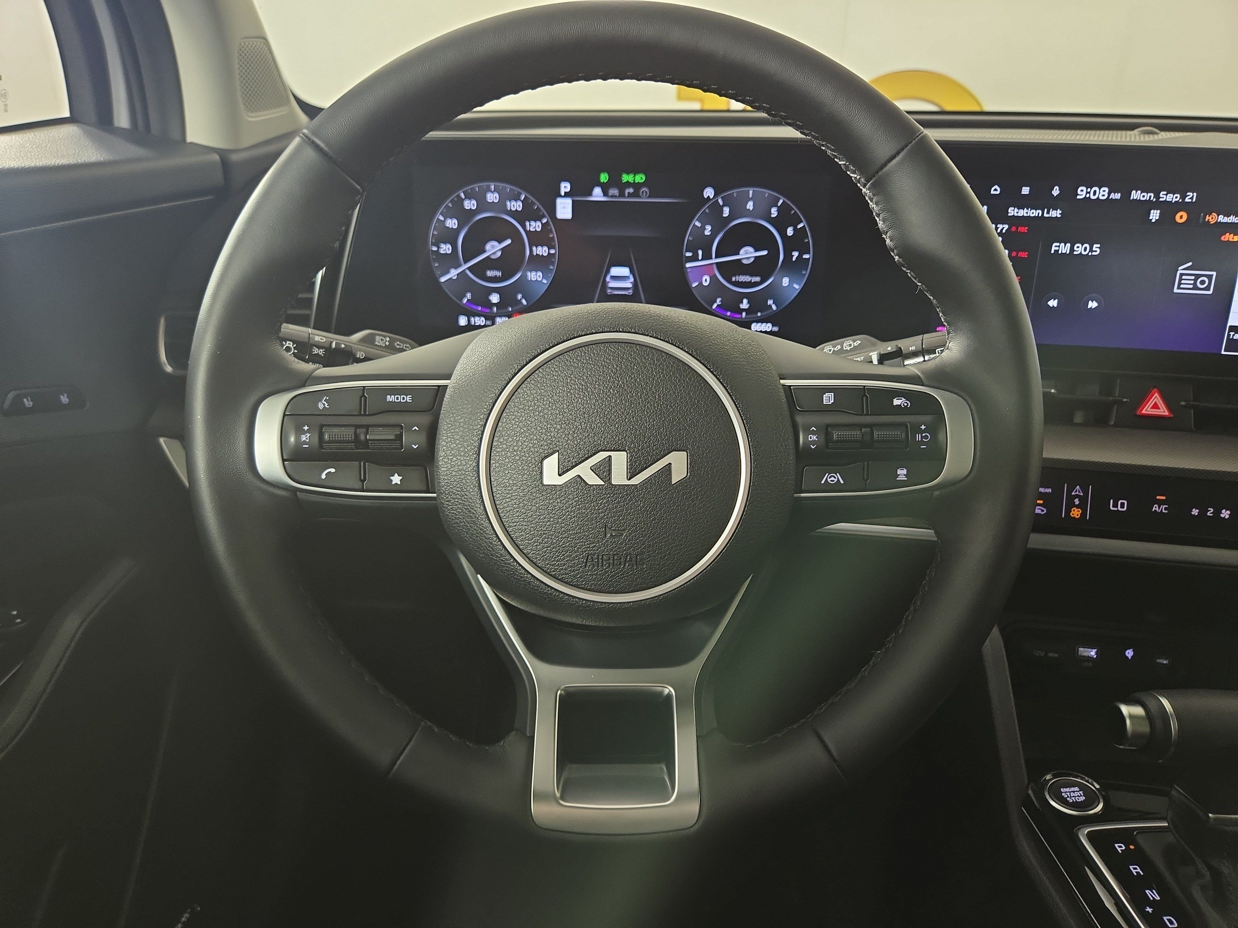 Used 2025 Kia Sportage SX FWD image 14