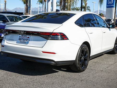 Used 2025 Honda Accord SE image 7