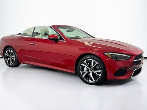 Used 2024 Mercedes-Benz CLE 300 4MATIC Cabriolet image 3