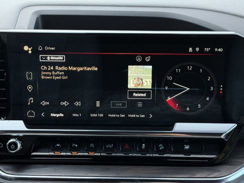 Used 2024 GMC Sierra 1500 SLT w/ SLT Premium Plus Package image 11