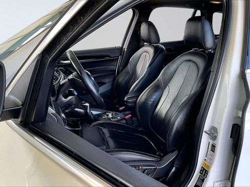 Used 2018 BMW X1 xDrive28i image 18
