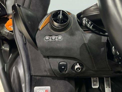 Used 2021 McLaren 720S Spider RWD image 43