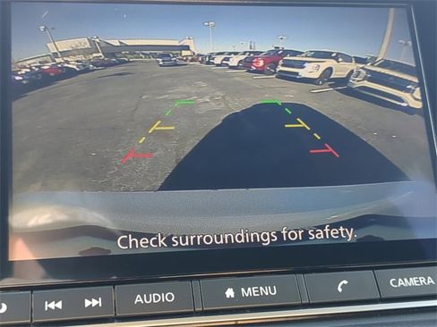 Used 2024 Nissan Rogue SV image 25