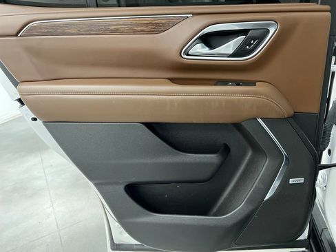 Used 2022 Chevrolet Tahoe High Country image 16