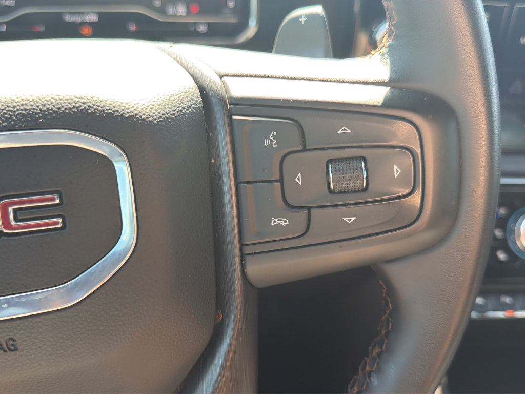 Used 2024 GMC Sierra 1500 AT4 w/ Technology Package AWD/4WD image 22