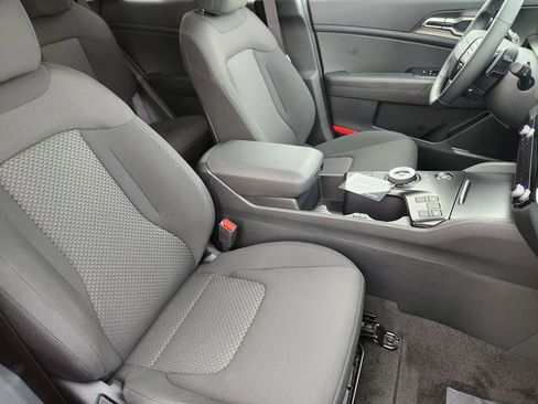 New 2026 Kia Sportage S image 14