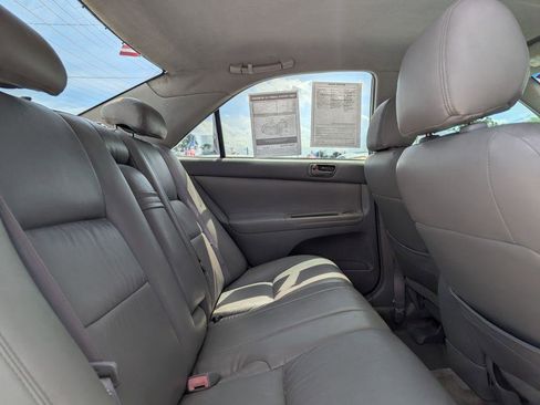 Used 2002 Toyota Camry LE image 12