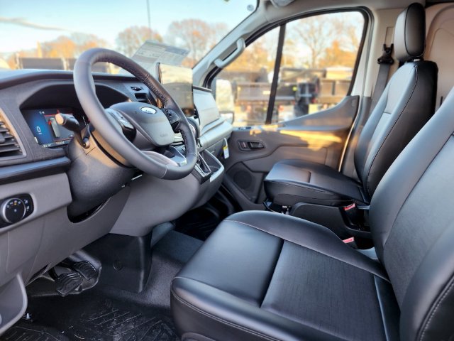 New 2026 Ford Transit 250 Low Roof w/ Load Area Protection Package RWD image 16