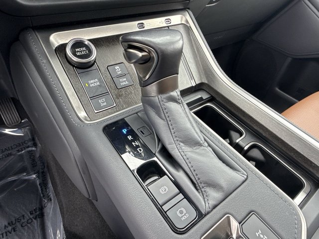 Certified 2024 Lexus GX 550 w/ Cold Area Package AWD/4WD image 20