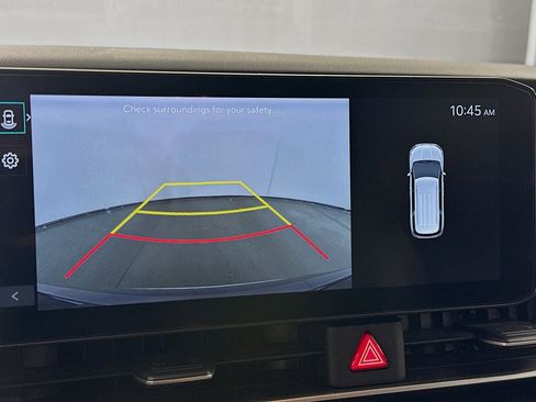 Used 2025 Kia Carnival FWD image 23