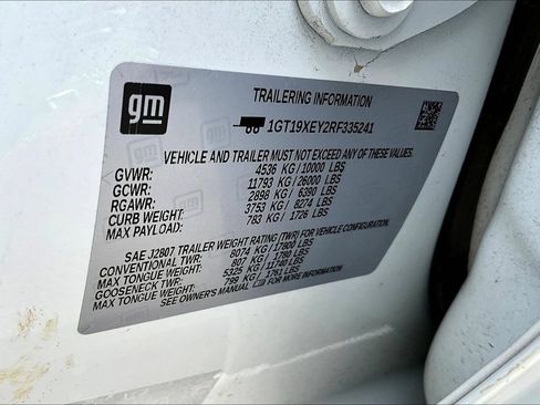 Used 2024 GMC Sierra 2500 Denali Ultimate AWD/4WD image 32